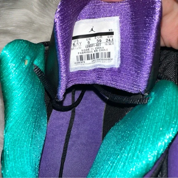 Jordan 13s💜🖤 - Picture 8 of 8